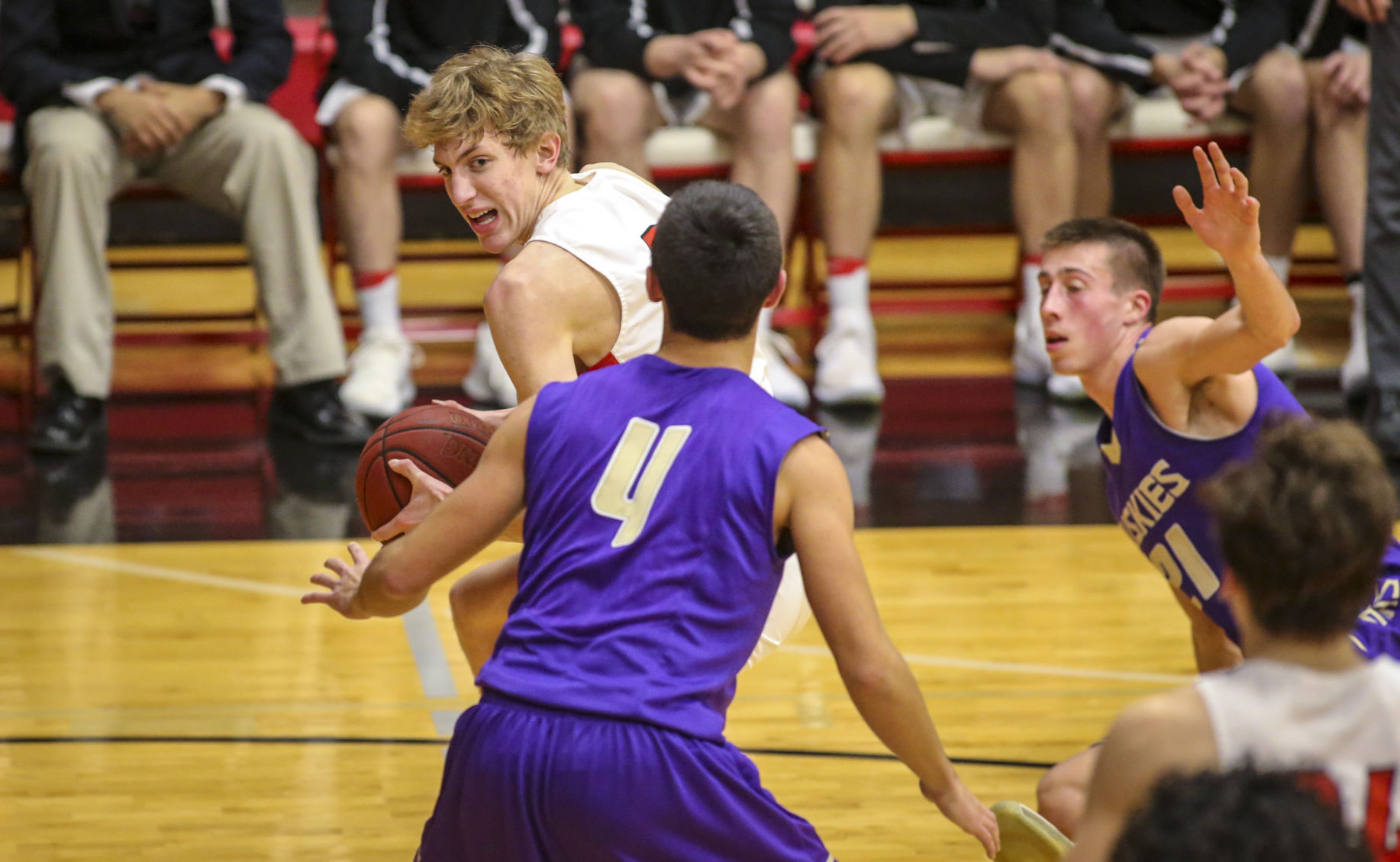 010918-MUSCATINE-ASSUMPTION-BASKETBALL-023